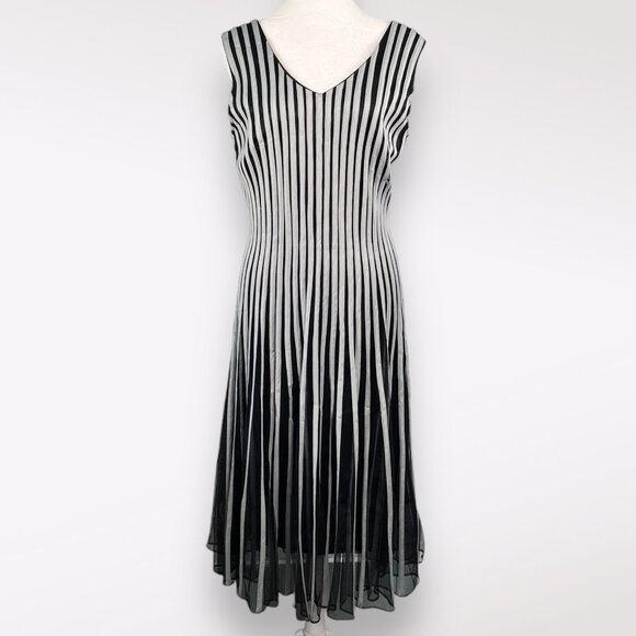 Tesoro Moda Dresses & Skirts - Tesoro Moda Sleeveless Midi Dress Striped V-Neck S